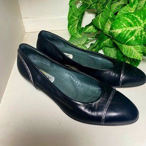 Authentic Bally Jill Black Pumps Size 7 M